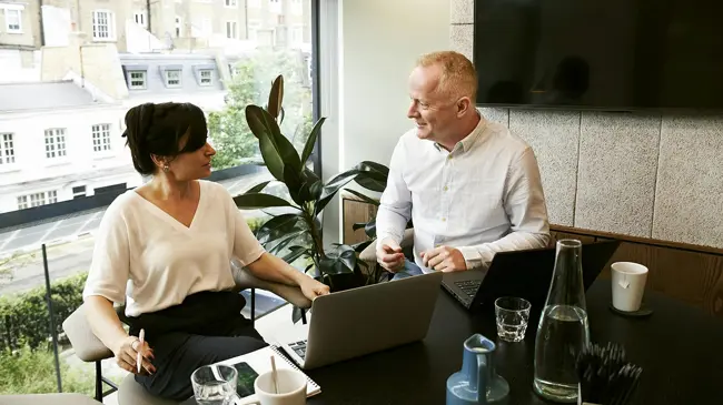 Zakelijke dienstverlening maatwerk software